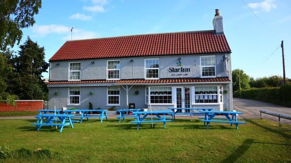 The Star Inn Weaverthorpe Dış mekan fotoğraf